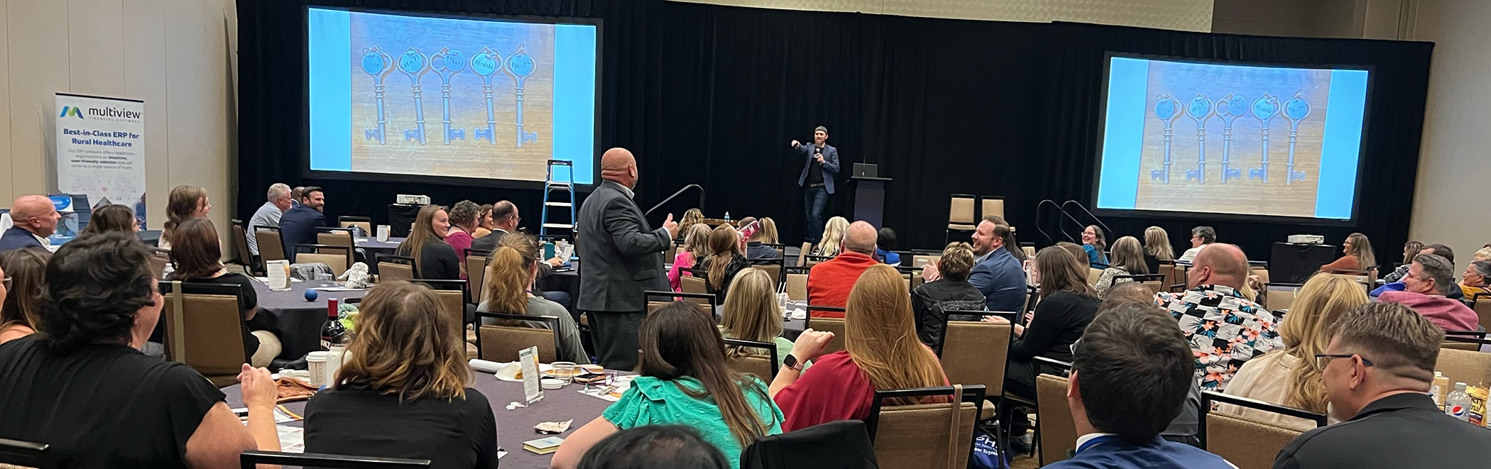 Ari Gunzburg Speaking at Conference